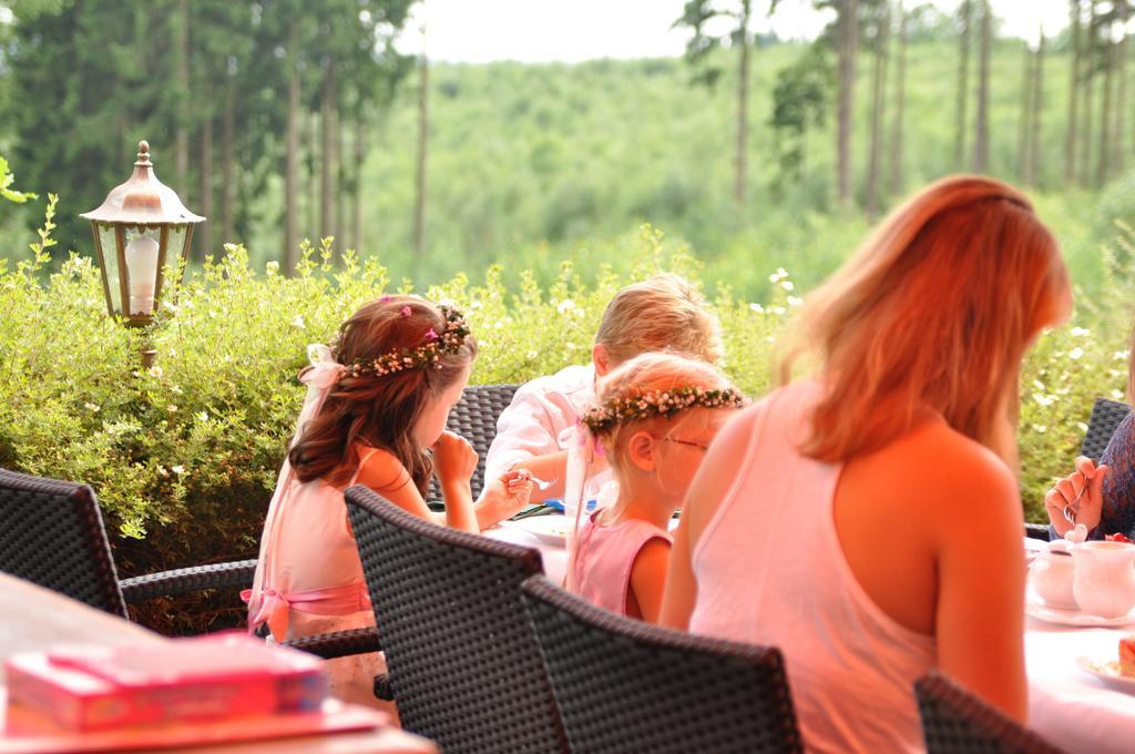 Hotel Landhaus Berghof Wenden  Zewnętrze zdjęcie