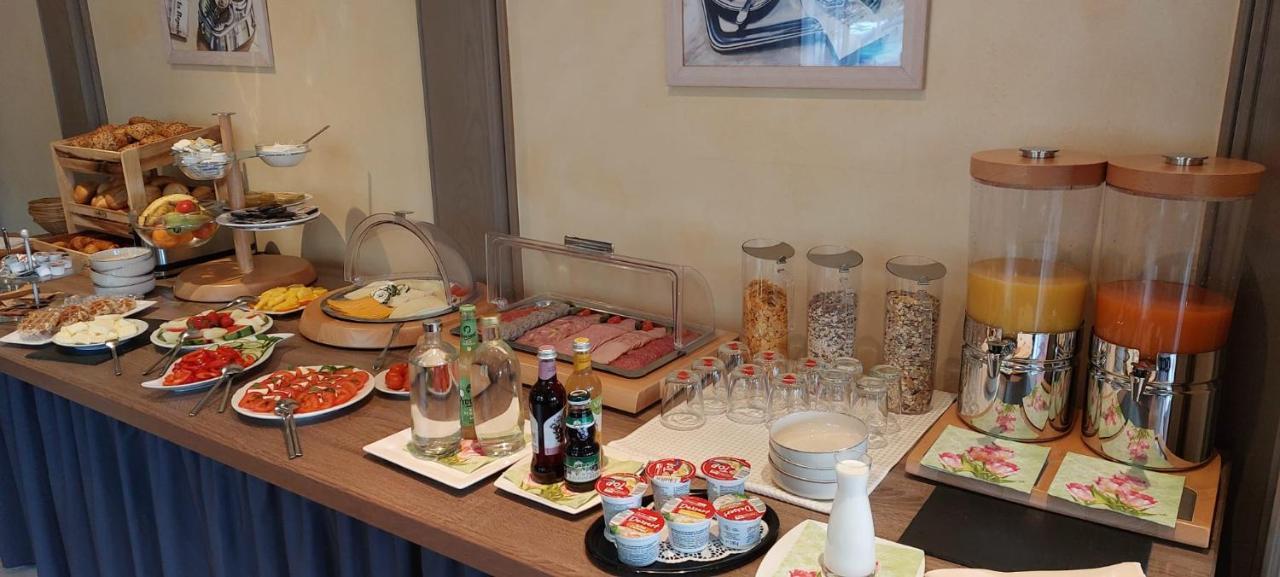 Hotel Landhaus Berghof Wenden  Zewnętrze zdjęcie