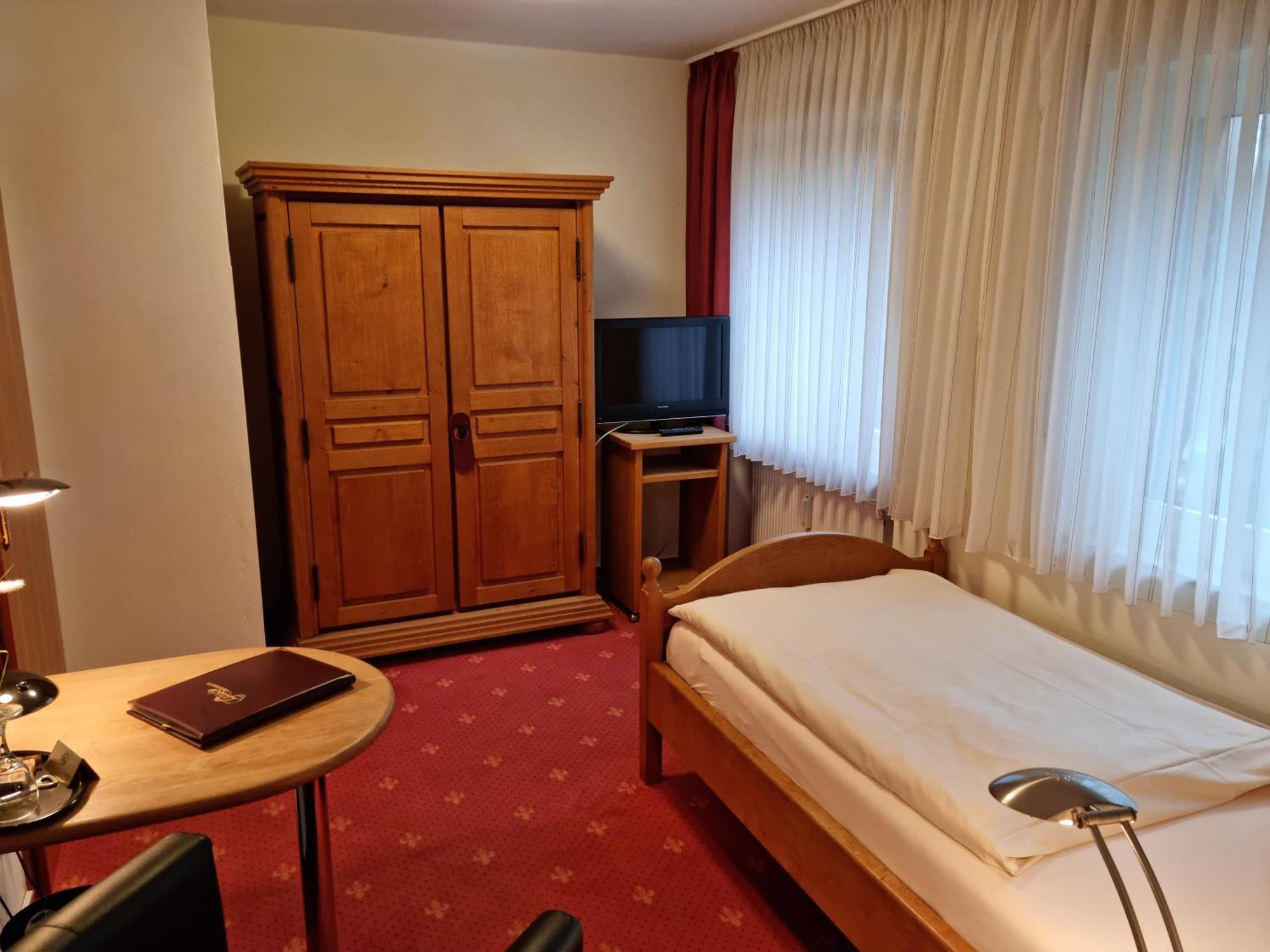 Hotel Landhaus Berghof Wenden  Zewnętrze zdjęcie