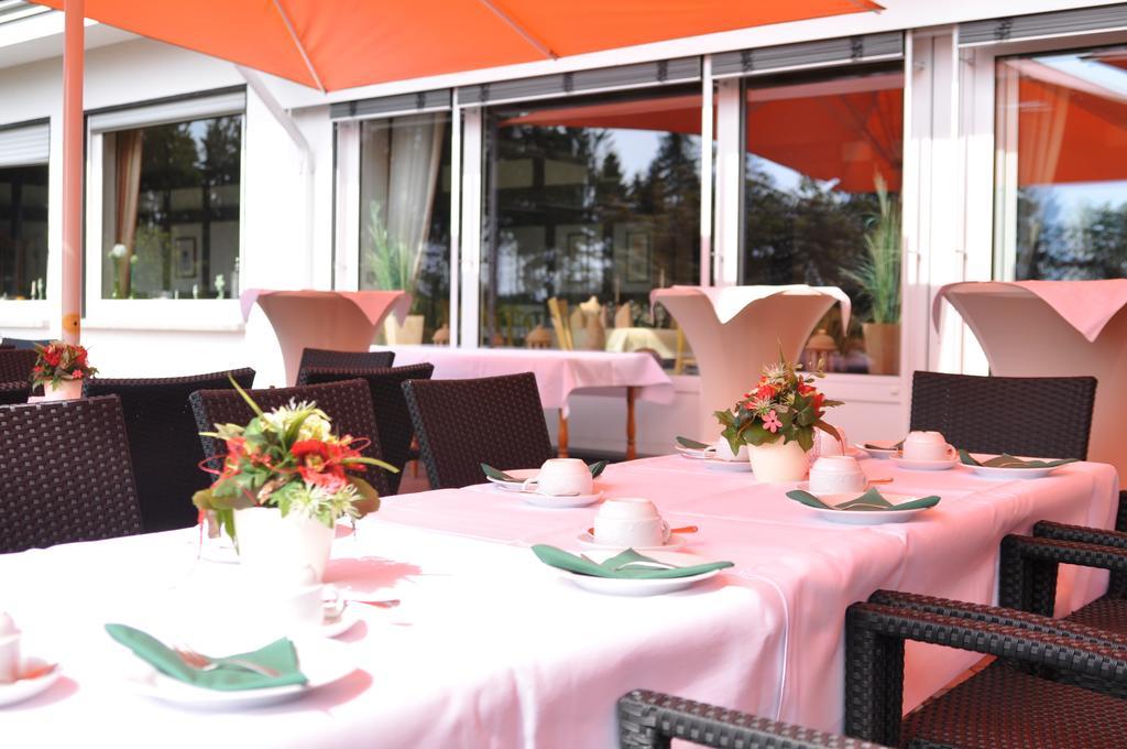 Hotel Landhaus Berghof Wenden  Zewnętrze zdjęcie