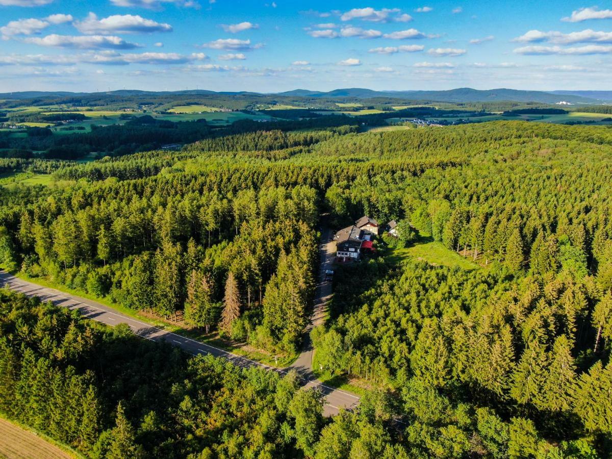 Hotel Landhaus Berghof Wenden  Zewnętrze zdjęcie